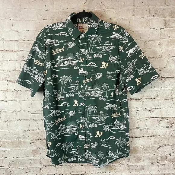 Reyn Spooner Men's M Oakland Athletics A's Kekai Performance Button Front Shirt - Picture 1 of 7